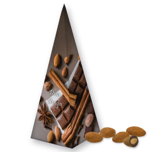 Chocolate almonds with cinnamon, ca. 30g, present pyramid