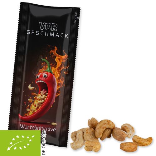 Organic cashews roasted salted with chilli, ca. 30g, snack stick